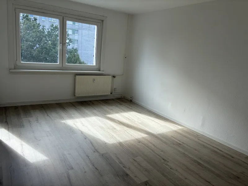 helle 1-Zimmerwohnung in der Rabensteiner Str. 40 — photo 1